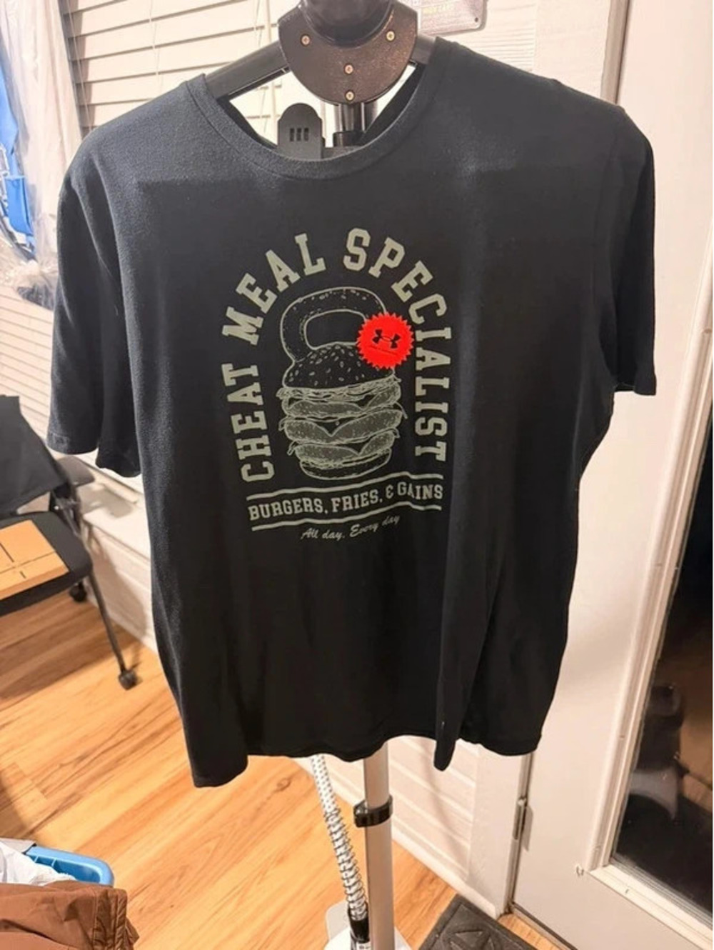 Under Armour Men's Large Black Cheat Meal Specialist Graphic T-Shirt